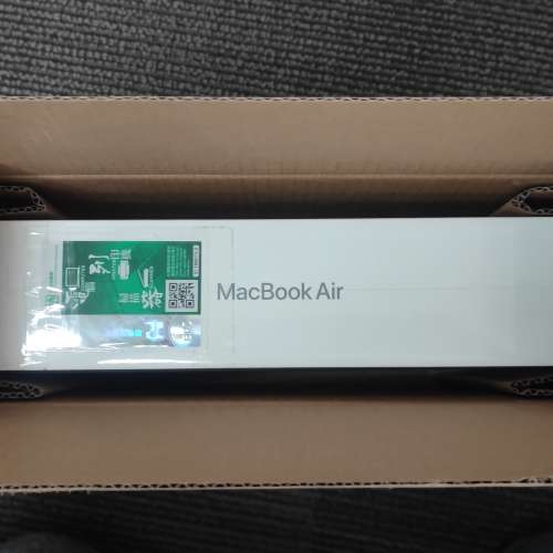 Macbook Air 13.3 M1 256Gb 全新