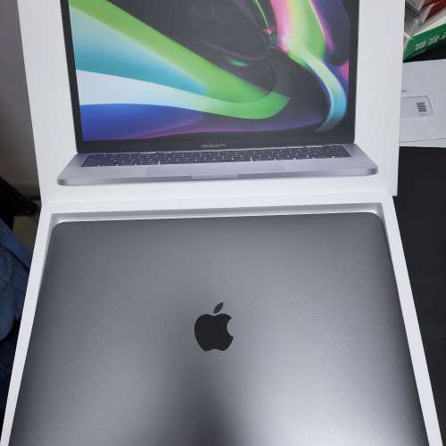 apple MacBook pro 13吋 M1 512ROM