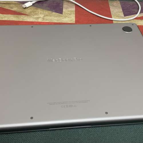 Apple macbook pro14  m1 (太空灰）