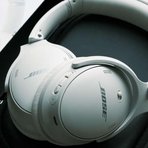 Bose QuietComfort® 45 Headphones （White Smoke)