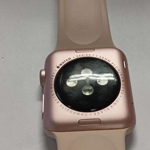 壞 舊 Apple watch Series 1 38mm 粉红色 淨表一隻 没有配件。
