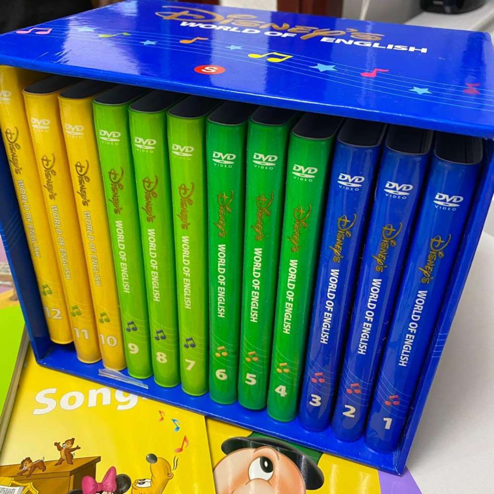 2017年製 World of English stepbystep 2017年製 World of English stepbystep