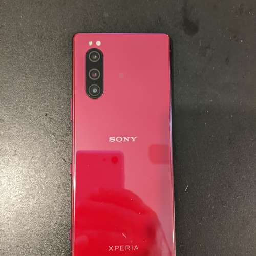 95%新行貨Sony Xperia 5紅色淨機