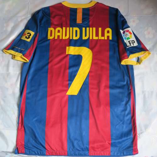 10/11 巴塞主場 x David Villa size L