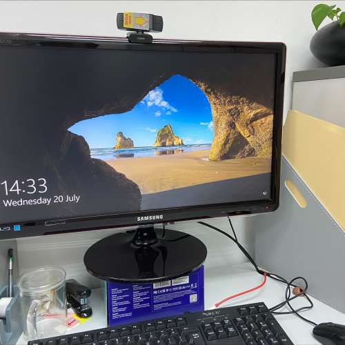 Samsung 24" LED LCD monitor (S24A350H)