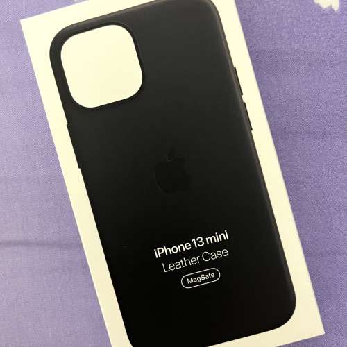 99% New Apple iPhone 13 mini 黑色皮套