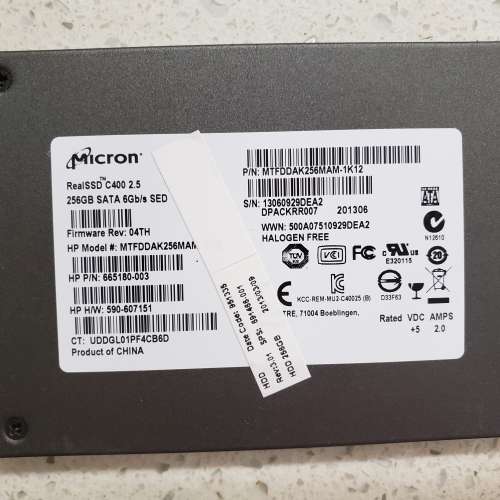 Micron Real SSD c400 256gb x1/ Micron M550 256gb SSD x1