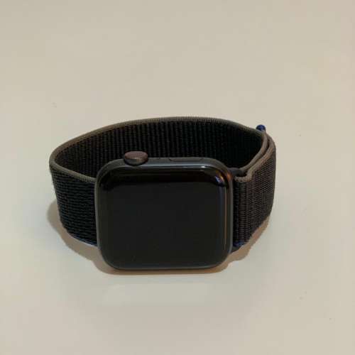 Apple Watch SE 44mm (GPS + Cellular)