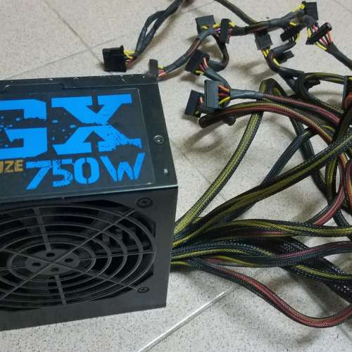 Cooler Master GX 750W Bronze 非模組