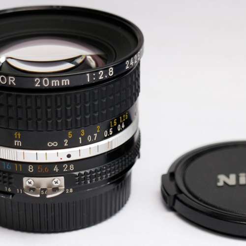 Nikon AIS 20mm 2.8