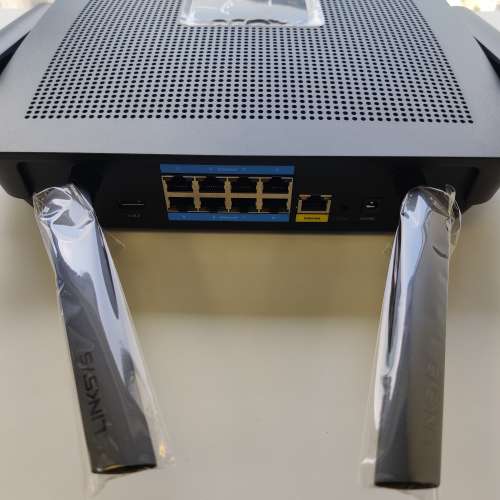 Linksys EA9500 wifi router
