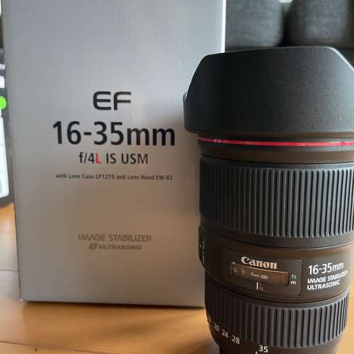LIKE NEW - Canon EF 16-35mm f/4L IS USM Lens (B+W 77mm filter)