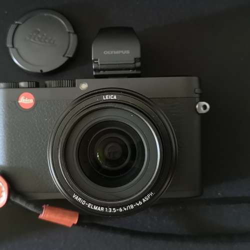 Leica X Vario 28-70mm (Typ 107) + Olympus viewfinder (VF-2)
