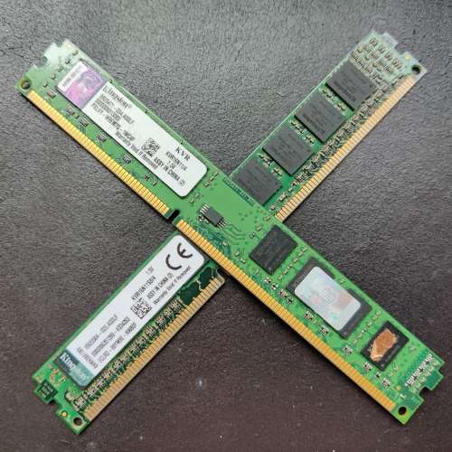 kingston DDR3  12800  4GB Ram  ( 100元 两條 )