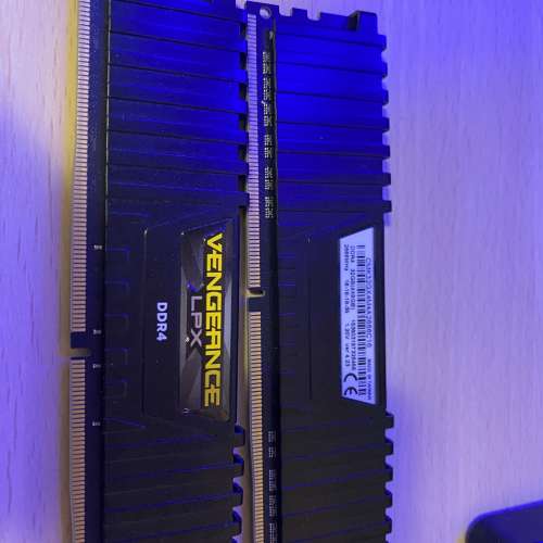 VENGERNCE DDR4(8Gx2)