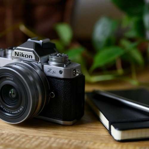 售Nikon Z-fc 16-50mm SL Kit 行貨，幾乎全新