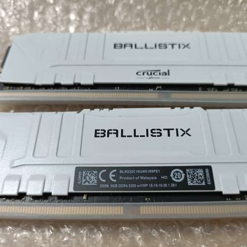 白色 Crucial Ballistix 16GB kit(2x8GB) DDR4-3200 白色