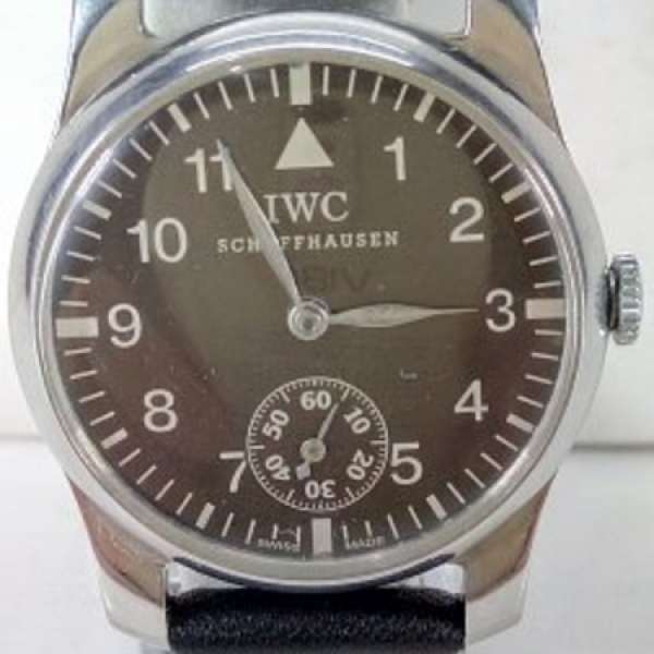 IWC (萬國錶) hand-winding 綱腕錶