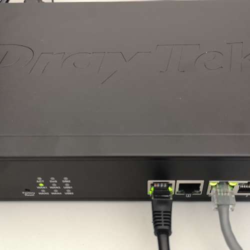 Draytek Vigor 300b Quad-Wan load balancing router