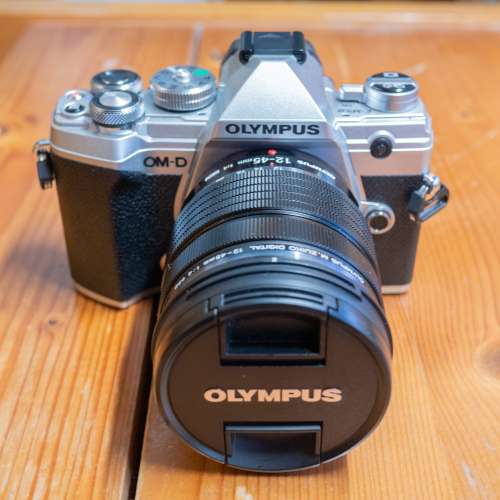 Olympus OM-D E-M5 Mark III M.Zuiko Digital ED 12-45mm F4.0 PRO
