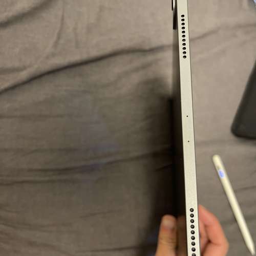 98% New iPad Pro 5Gen M1 128GB 12.9&rdquo;