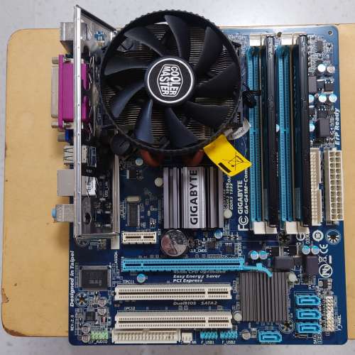 Intel C2D Q9400 + Gigabyte GA-G41M-Combo + AData 4GB Ram
