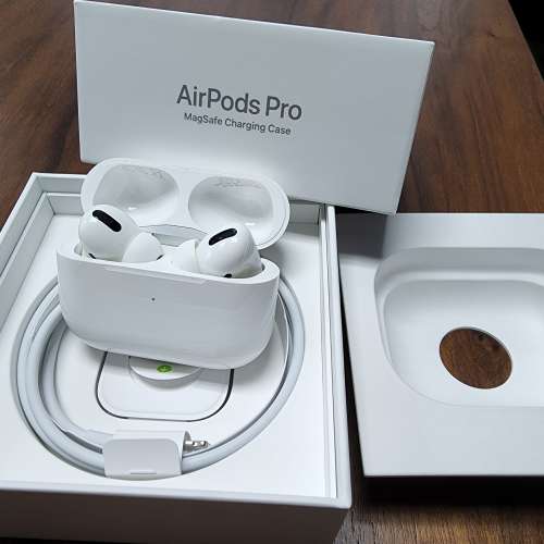 Apple AirPods Pro （一代）Magsafe版 (極新淨）