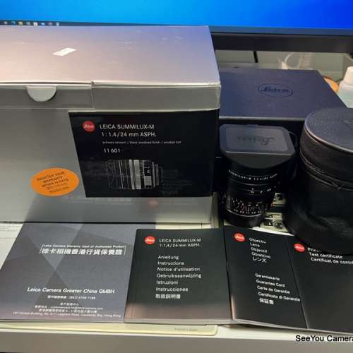 Like New Leica 24mm f/1.4 ASPH M Lens with box set