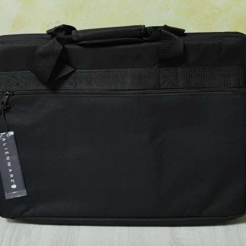 Alienware 17 inch laptop bag