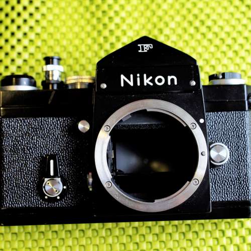Nikon F Eye Level Black 35mm SLR Film Camera Body  JAPAN