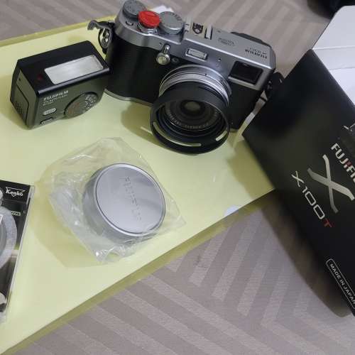 Fujifilm X100T + Fuji EF-X20 (有盒)