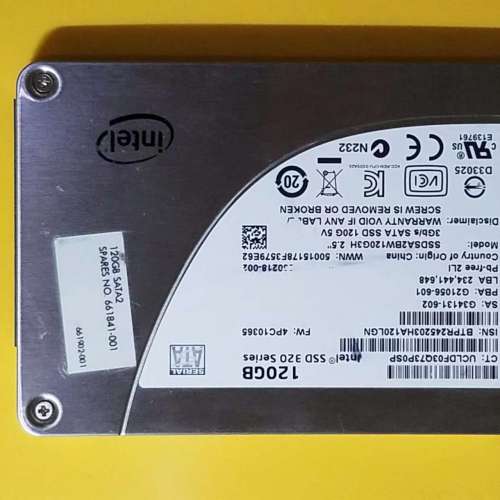 intel 120GB SSD 320 Series 2.5's sata