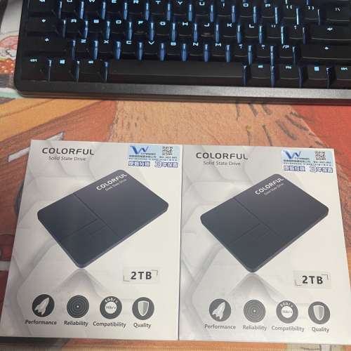 Colorful SSD 2TB (2隻)$1500