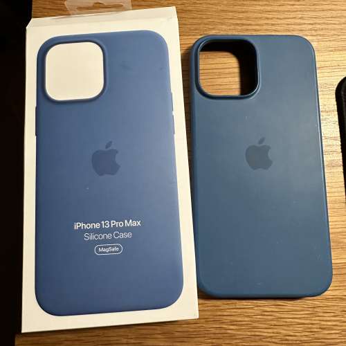 iPhone 13 Pro Max case