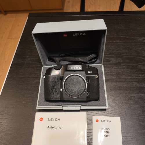 Leica R8 body mint condition