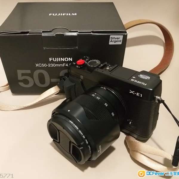 Fuji X-E1 連16-50mm鏡