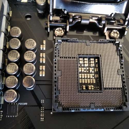 (新淨)Asus Sabertooth Z97 Mark 2主板連全新原裝背板(運作正常)