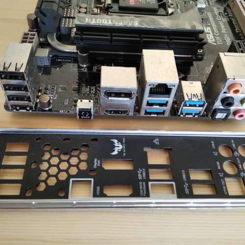 (新淨)Asus Sabertooth Z97 Mark 2主板連全新原裝背板(運作正常)