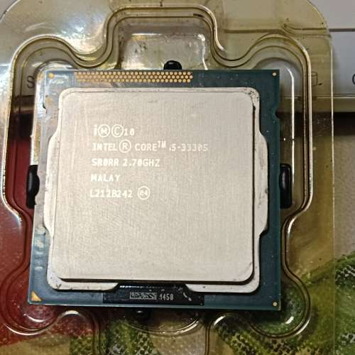 舊 i5-3330S CPU一粒，淨U，不包散熱風扇，100% 正常。私保兩天。