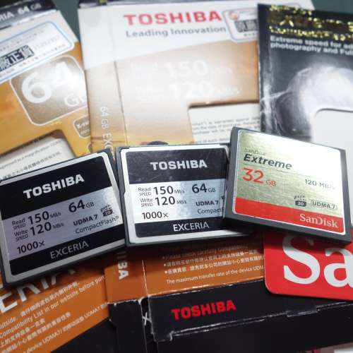 TOSHIBA 64GB + SANDISK 32GB CF 咭