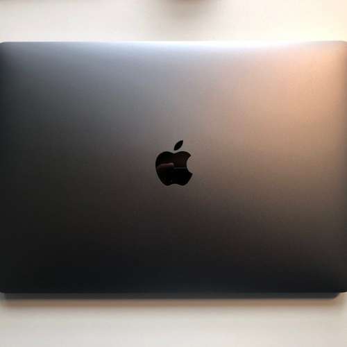 MacBook Pro M2 8gb / 256gb 9成新 有盒 有原裝牛 Applecare+ 至 2023 年 9 月 (No...