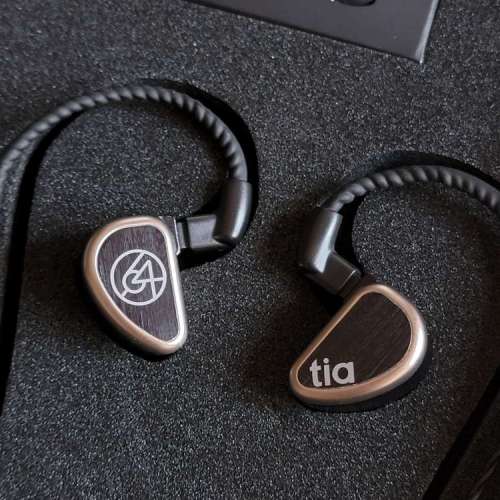 99%New 64 Audio Tia Trio (行貨有單齊盒)