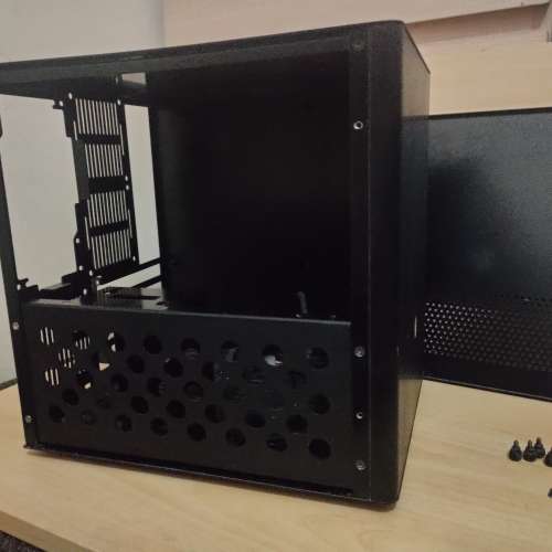 Jonsbo 喬思伯V4 電腦機箱 (MATX) PC Case