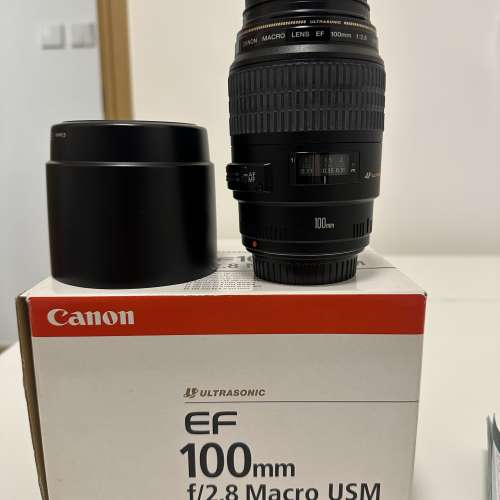 Canon EF 100mm 2.8 macro