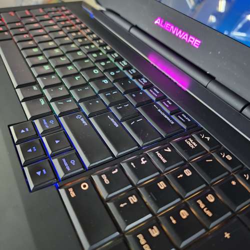 外星人 Alienware 17, i7,16gb 480ssd, 17吋