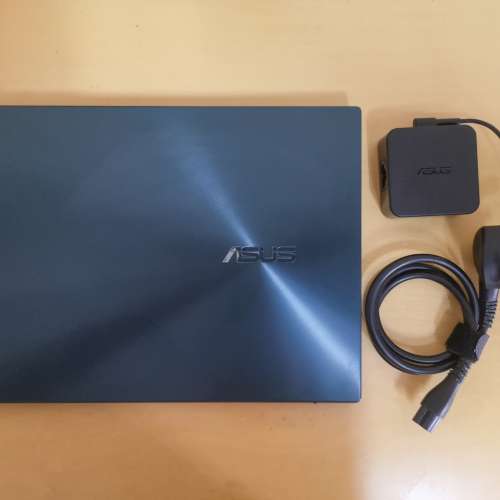 ASUS Zenbook Duo UX481FL