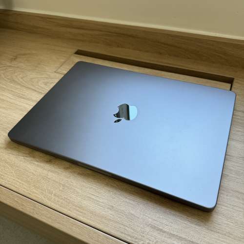 MacBook Pro 14” M1 Pro, 16gb ram, 512gb ssd, Apple care(2025) 二手或全新手提電腦, 電腦