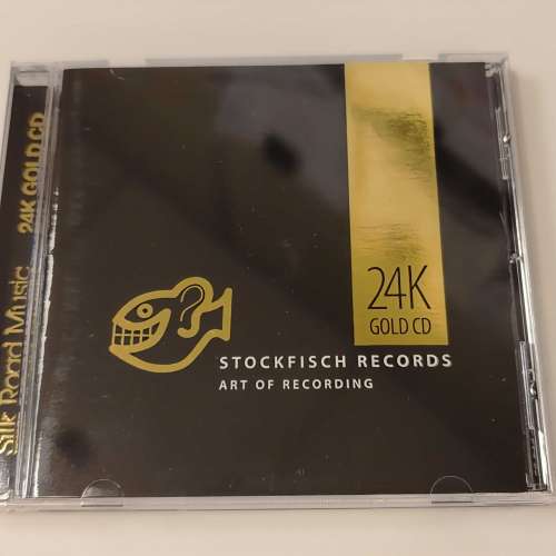 正版二手CD 只 RIP 一次無損檔，接近全新