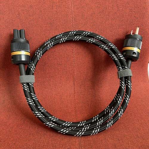 全新 德國 Inakustik 敏力AC-2502F 電源線，英式/美式