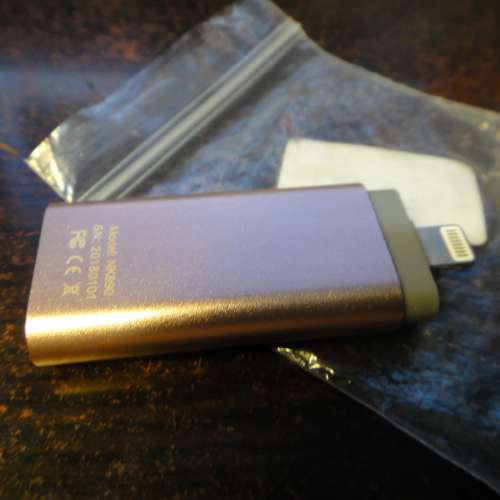 NK 890 Flash Drive 金色 (128GB)